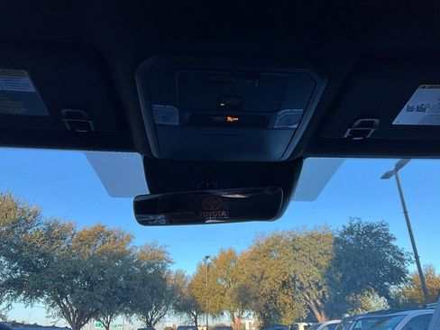 New 2025 Toyota Tacoma SR5 image 17