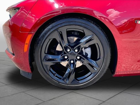 Used 2021 Chevrolet Camaro LT w/ RS Package RWD image 14