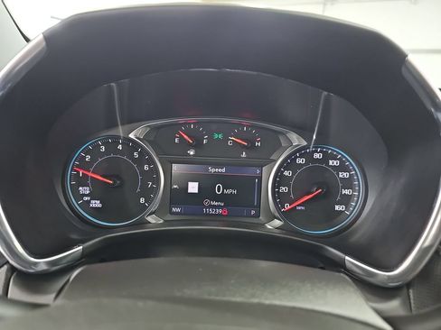 Used 2022 Chevrolet Equinox Premier AWD/4WD image 19