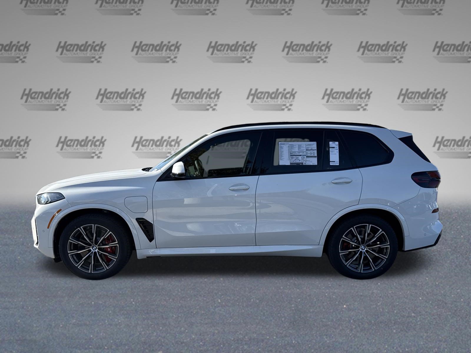 Used 2026 BMW X5 xDrive50e w/ Executive Package AWD/4WD image 6
