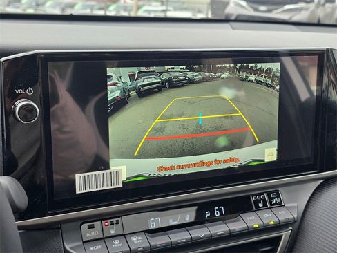 New 2026 Toyota Camry Hybrid image 28