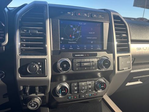 Used 2021 Ford F250 Platinum w/ Tremor Off-Road Package image 9