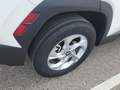 Used 2023 Hyundai Tucson SEL AWD/4WD image 5