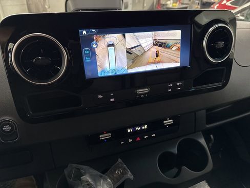 Used 2026 Mercedes-Benz Sprinter 2500 image 26