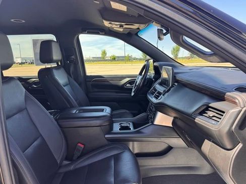 Used 2022 Chevrolet Suburban LT w/ Max Trailering Package AWD/4WD image 24