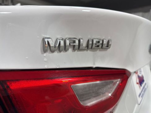 Used 2023 Chevrolet Malibu LT image 17