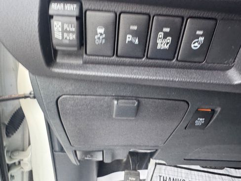 Used 2015 Toyota Sienna Limited FWD image 19