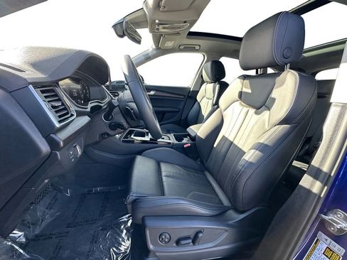 Used 2024 Audi Q5 e Premium Plus w/ Premium Plus Package image 9