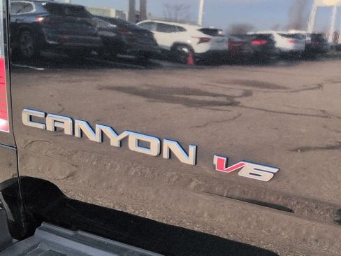 Used 2019 GMC Canyon All Terrain w/ All Terrain X Package image 12
