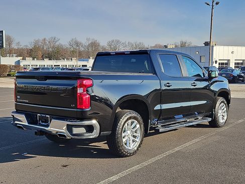 Certified 2022 Chevrolet Silverado 1500 LT w/ Z71 Off-Road Package image 6