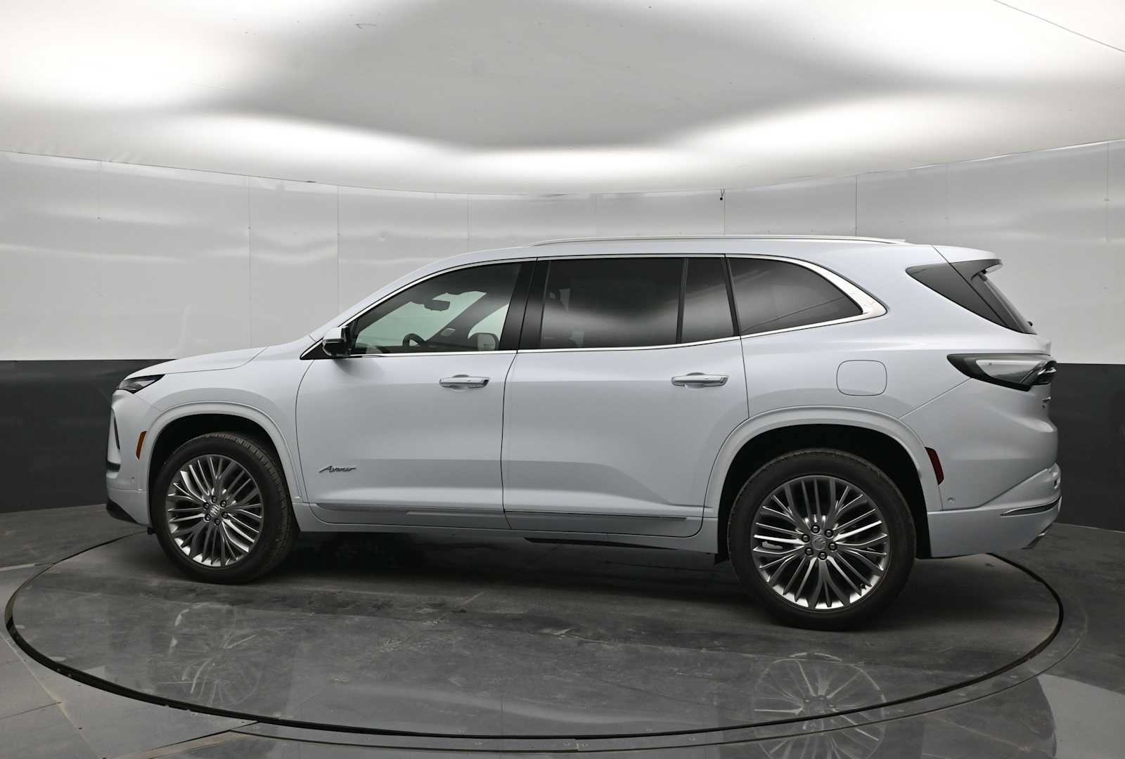 New 2027 Buick Enclave Avenir AWD/4WD image 5