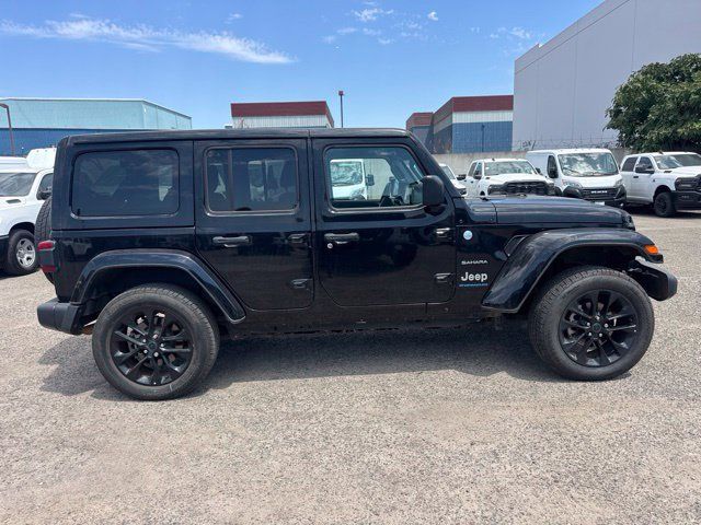 Used 2024 Jeep Wrangler Unlimited Sahara AWD/4WD image 4
