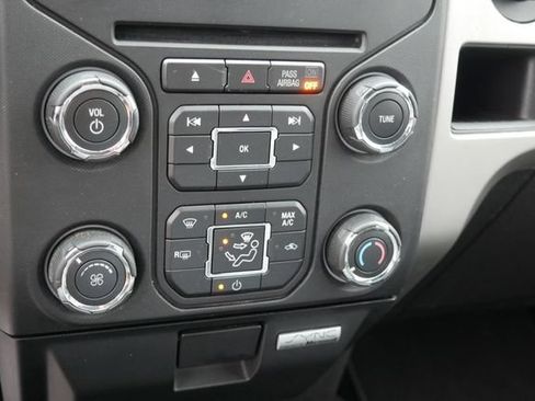 Used 2014 Ford F150 XLT w/ Equipment Group 302A Luxury AWD/4WD image 23