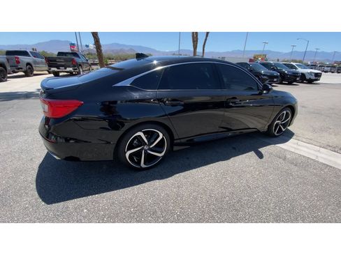 Used 2022 Honda Accord Sport image 8