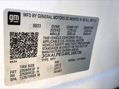 Used 2024 GMC Terrain SLT image 11