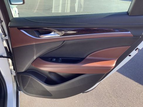 Used 2018 Buick LaCrosse Avenir w/ Driver Confidence Package #2 image 33