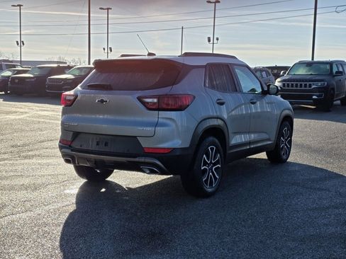 Used 2024 Chevrolet TrailBlazer ACTIV w/ Driver Confidence Package image 8