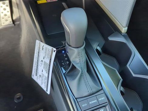 New 2026 Toyota Camry SE image 22