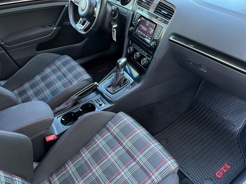 Used 2015 Volkswagen GTI S image 16