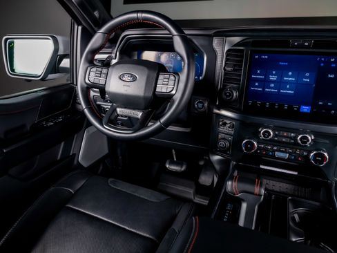 Used 2025 Ford F150 Raptor AWD/4WD image 7