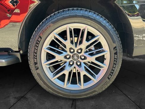 Used 2026 Ford Expedition Platinum w/ Stealth Appearance Package AWD/4WD image 26