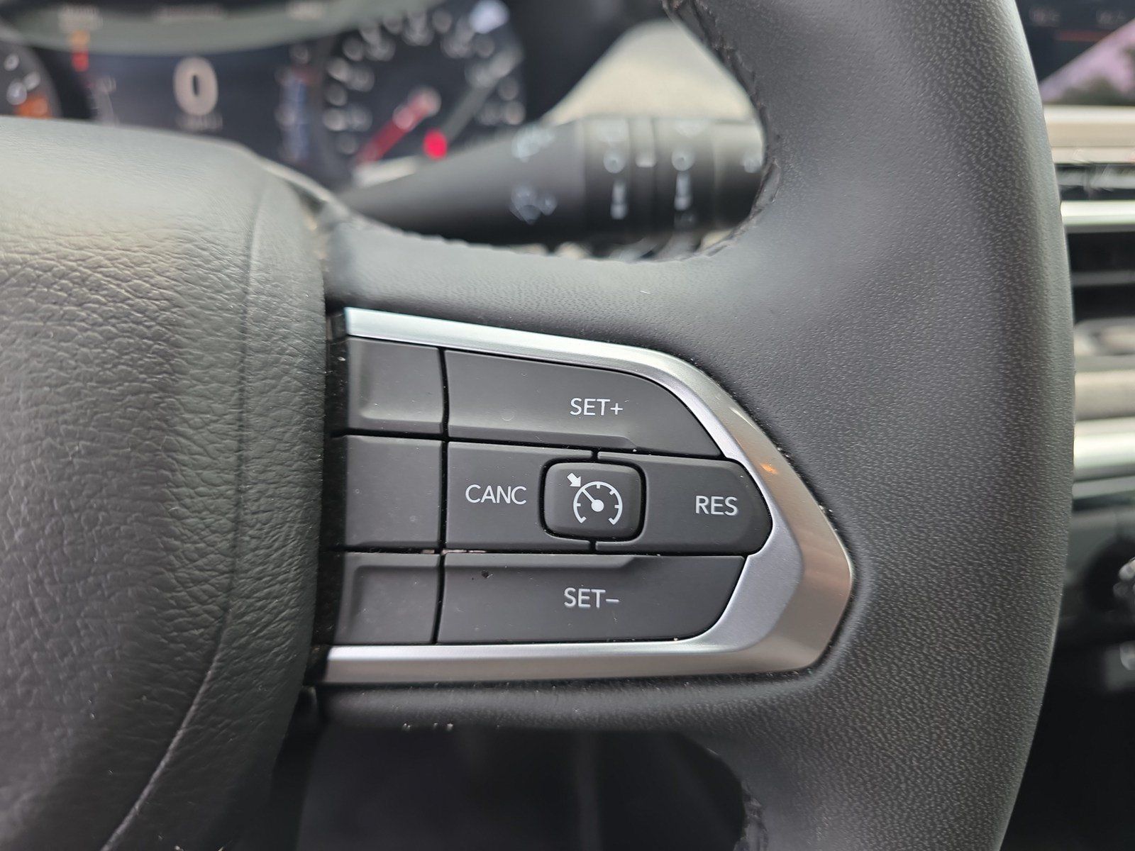 Used 2024 Jeep Compass Latitude AWD/4WD image 26