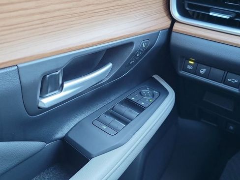 New 2026 Toyota Grand Highlander FWD image 20