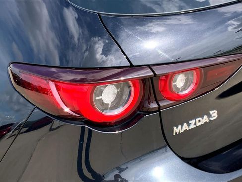 Used 2024 MAZDA MAZDA3 s FWD image 28