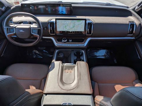 Certified 2025 Ford Expedition Max King Ranch image 28