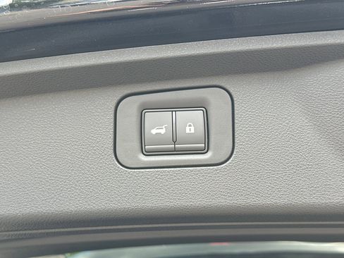 New 2025 Nissan Armada Platinum image 20