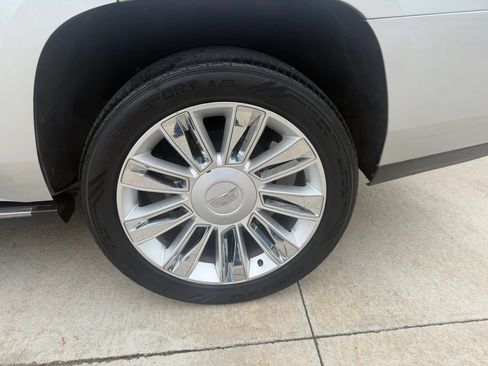Used 2016 Cadillac Escalade Platinum AWD/4WD image 80