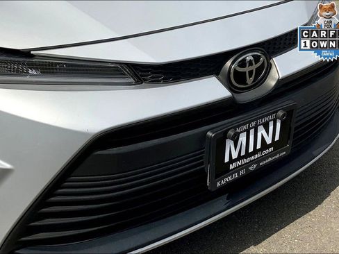 Used 2023 Toyota Corolla LE image 29