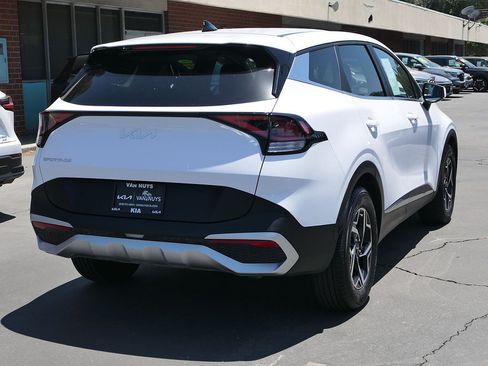 Used 2025 Kia Sportage LX FWD image 3