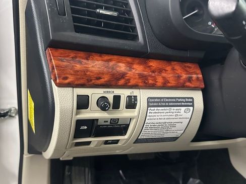 Used 2012 Subaru Outback 2.5i Limited image 15