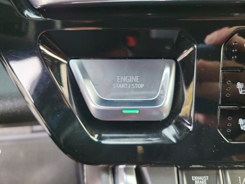 Used 2024 GMC Sierra 2500 Denali Ultimate w/ Max Trailering Package image 22