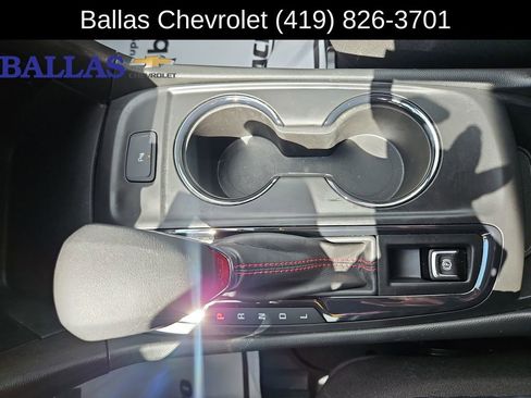 Used 2023 Chevrolet Equinox RS w/ LPO, Cargo Package FWD image 16