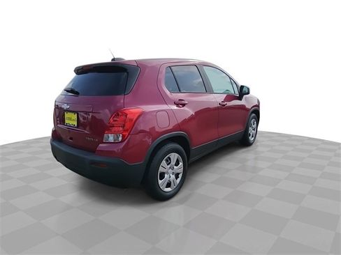 Used 2015 Chevrolet Trax LS image 8