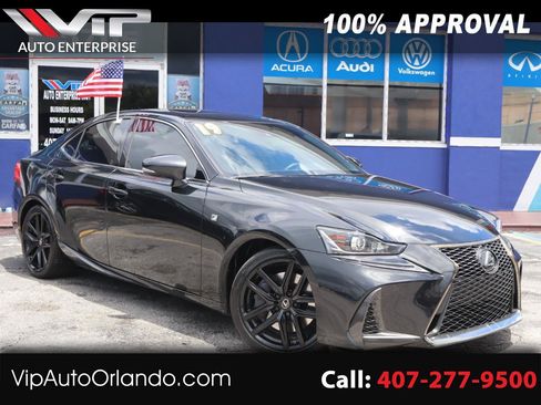 Used 2017 Lexus IS 200t F Sport w/ F Sport Package RWD image 1