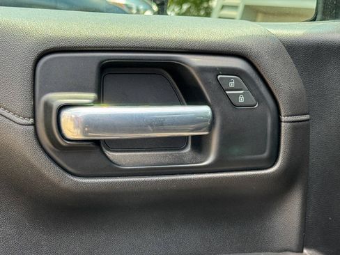 Used 2020 Chevrolet Silverado 1500 LT Trail Boss w/ Convenience Package AWD/4WD image 22