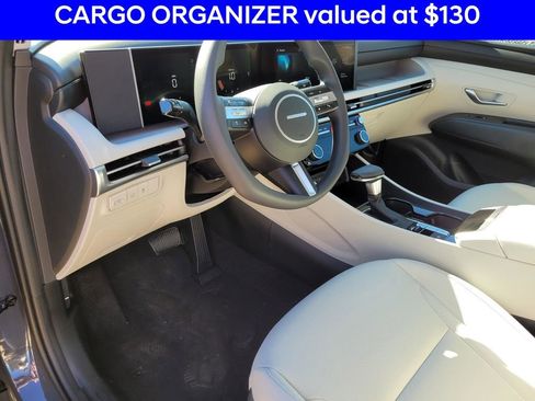 Certified 2025 Hyundai Tucson SEL image 4