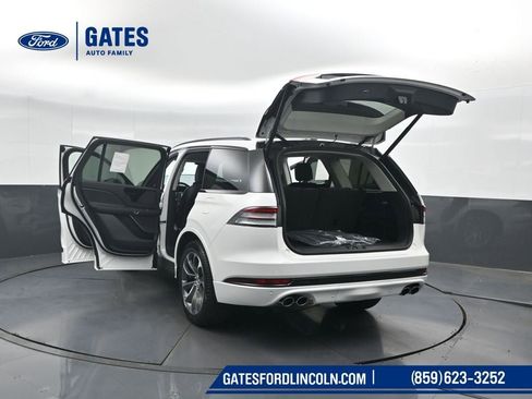 New 2026 Lincoln Aviator AWD image 62