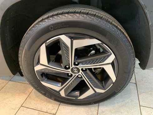 Used 2022 Hyundai Tucson Limited w/ Cargo Package image 11