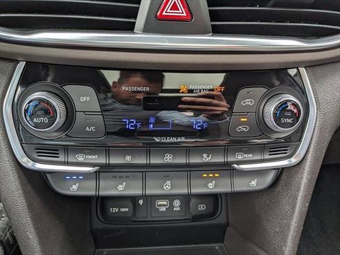 Used 2020 Hyundai Santa Fe Limited image 20