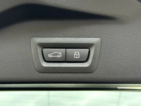 Used 2026 BMW X5 sDrive40i w/ Premium Package RWD image 17