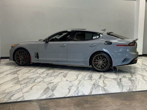 Used 2019 Kia Stinger GT1 image 10