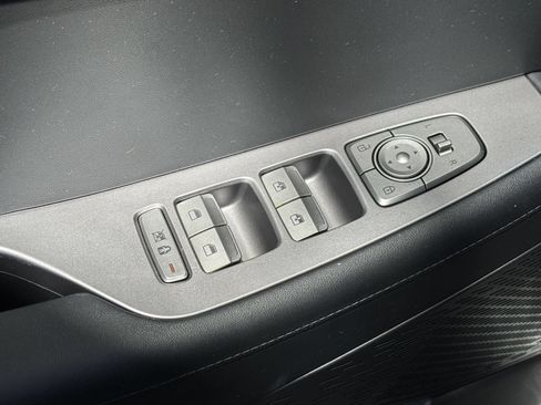 Used 2025 Hyundai Palisade SEL FWD image 15