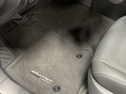 Used 2025 Toyota 4Runner Limited image 17