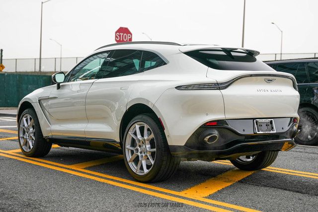 Used 2021 Aston Martin DBX AWD/4WD image 6