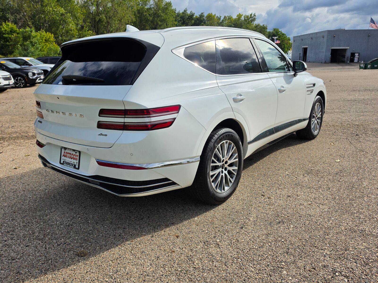 Used 2025 Genesis GV80 2.5T Standard AWD/4WD image 11
