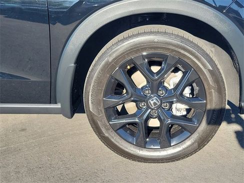 Certified 2024 Honda HR-V Sport image 5